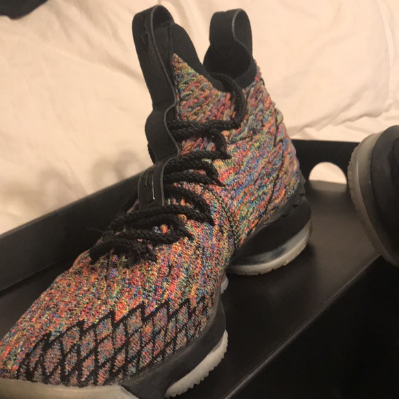 LEBRONXV HP - Picture 2 of 15